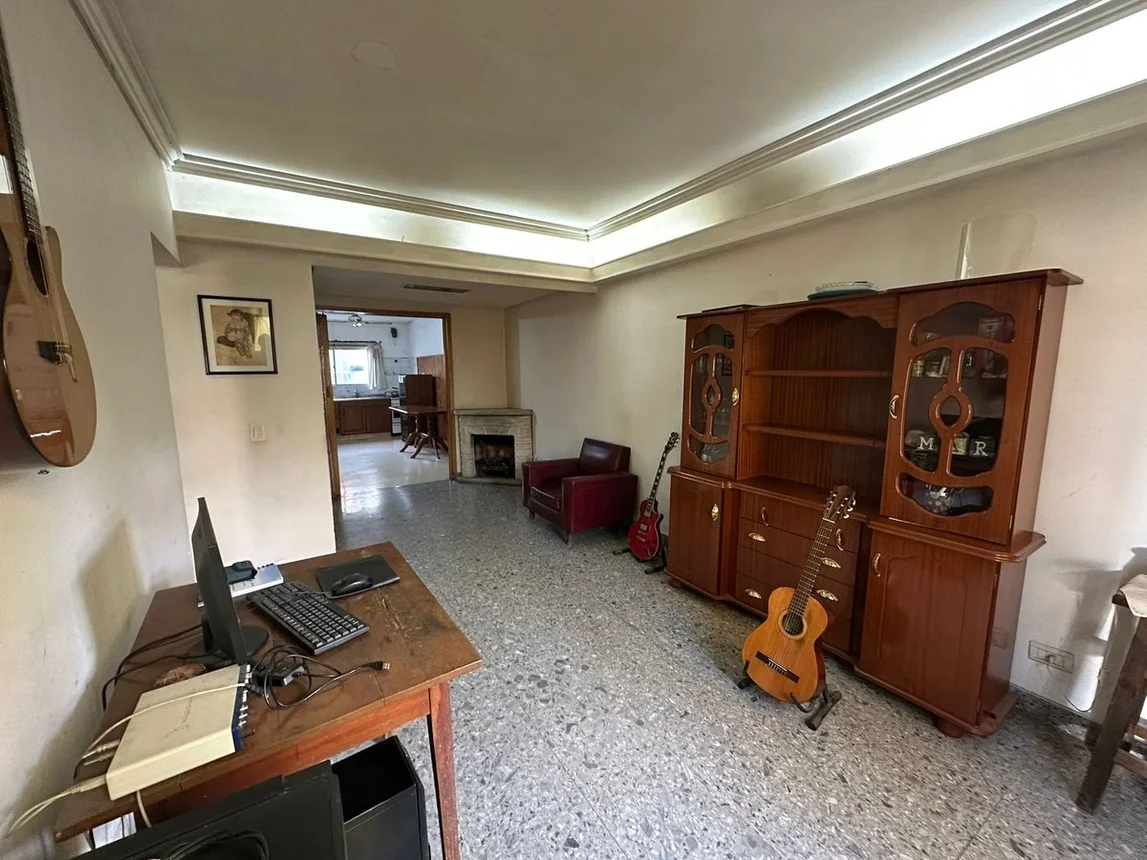 Venta casa 4 ambientes cochera lote ppio ituzaingo, foto 2