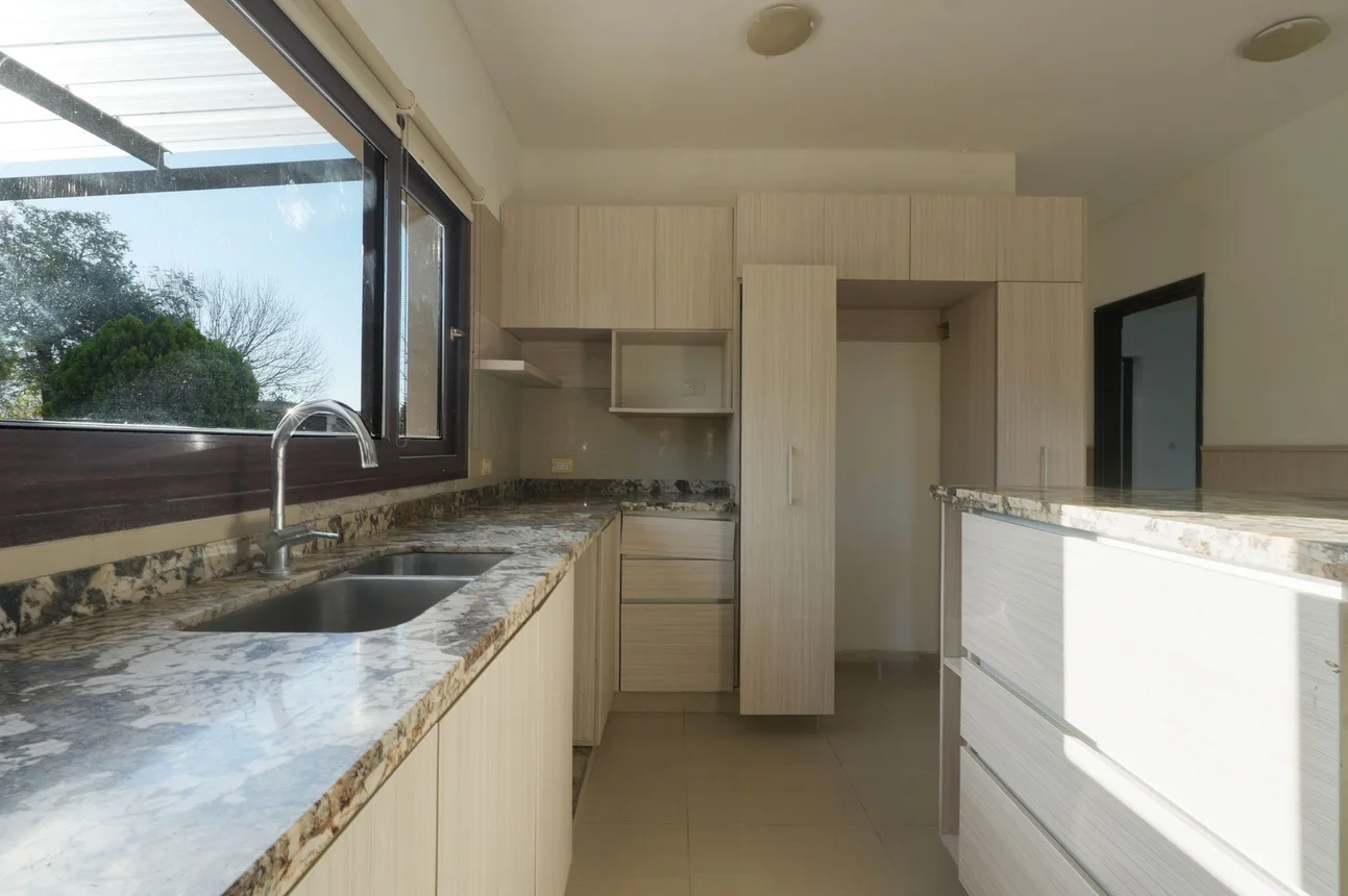 Casa en venta en Pilar, foto 2