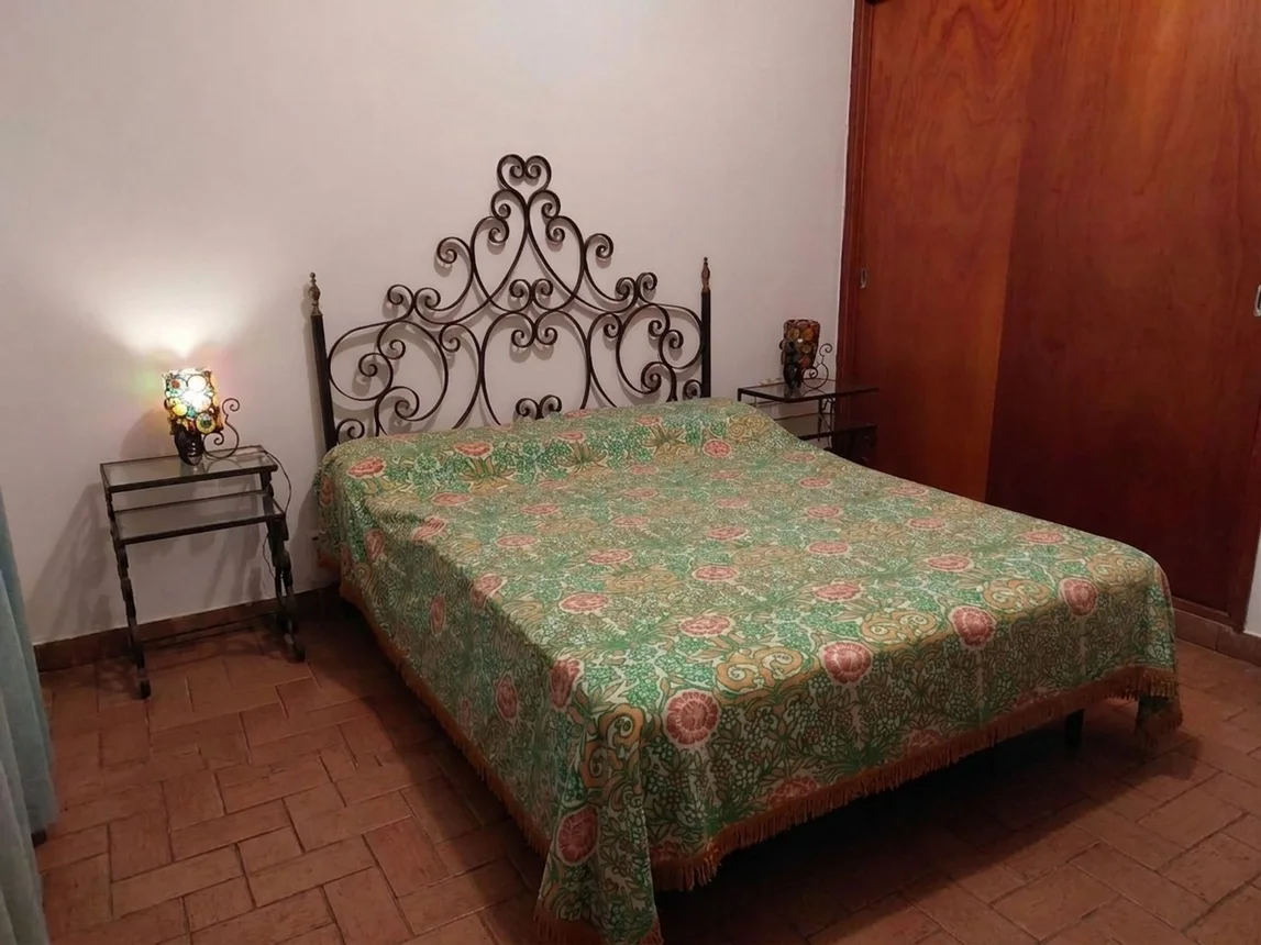 Venta casa de 7 ambientes – lote apto desarrollo, foto 5