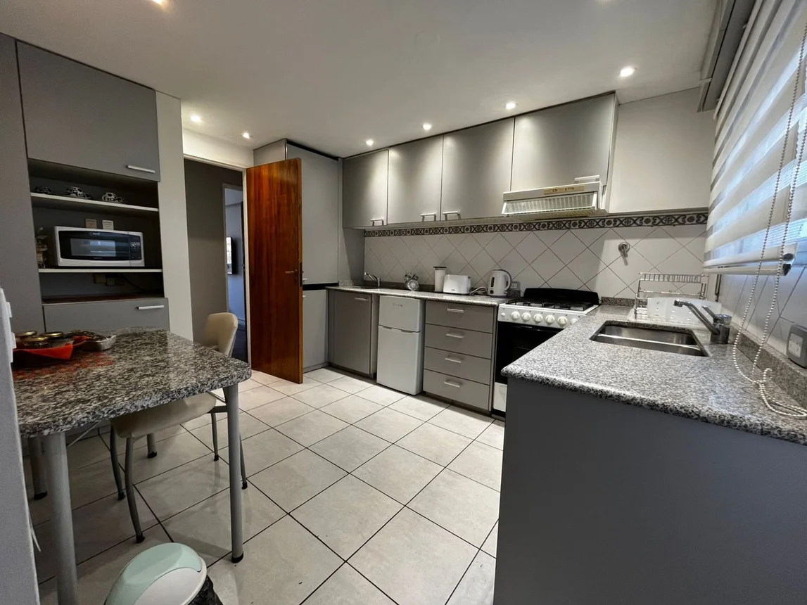 Departamento de 4 ambientes en venta en Mendoza, Paso de los Andes 1300, foto 2