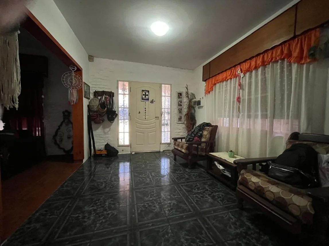 Casa en venta en Banfield, foto 4