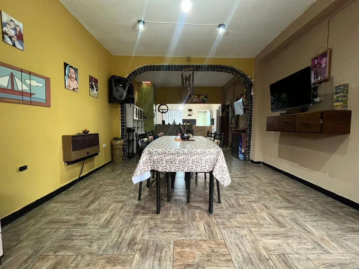 Casa en venta en Temperley, foto 2