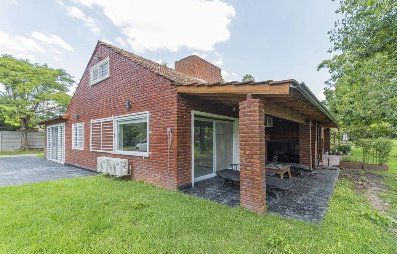 Casa de 4 ambientes en venta en Moreno, Justo Daract 2200