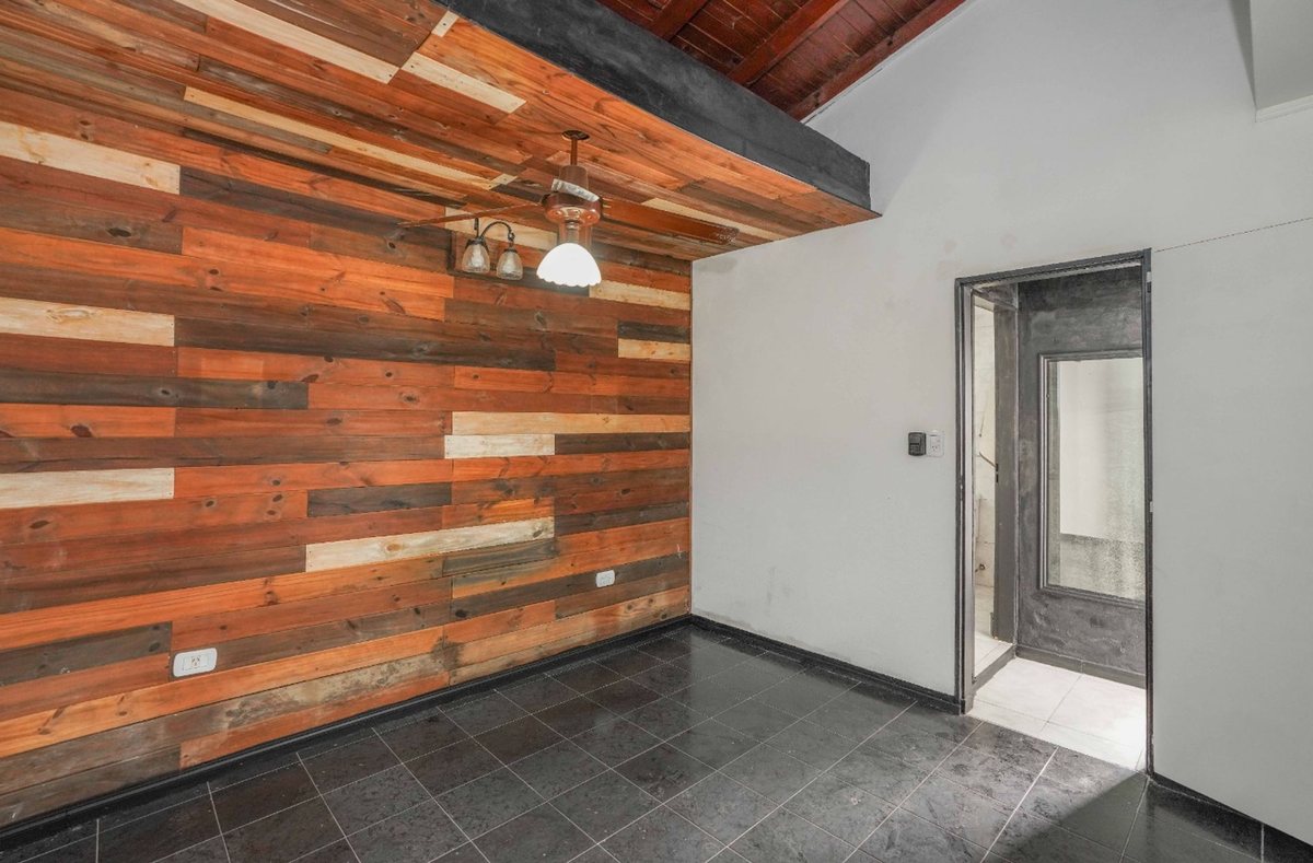 Foto 6 — VENTA PH 2 AMBIENTES C/PATIO EN BERNAL OESTE