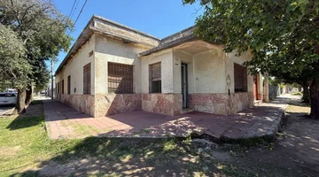 VENTA CASA 2 DORMITORIOS MÁS LOCAL BARRIO EMPALME