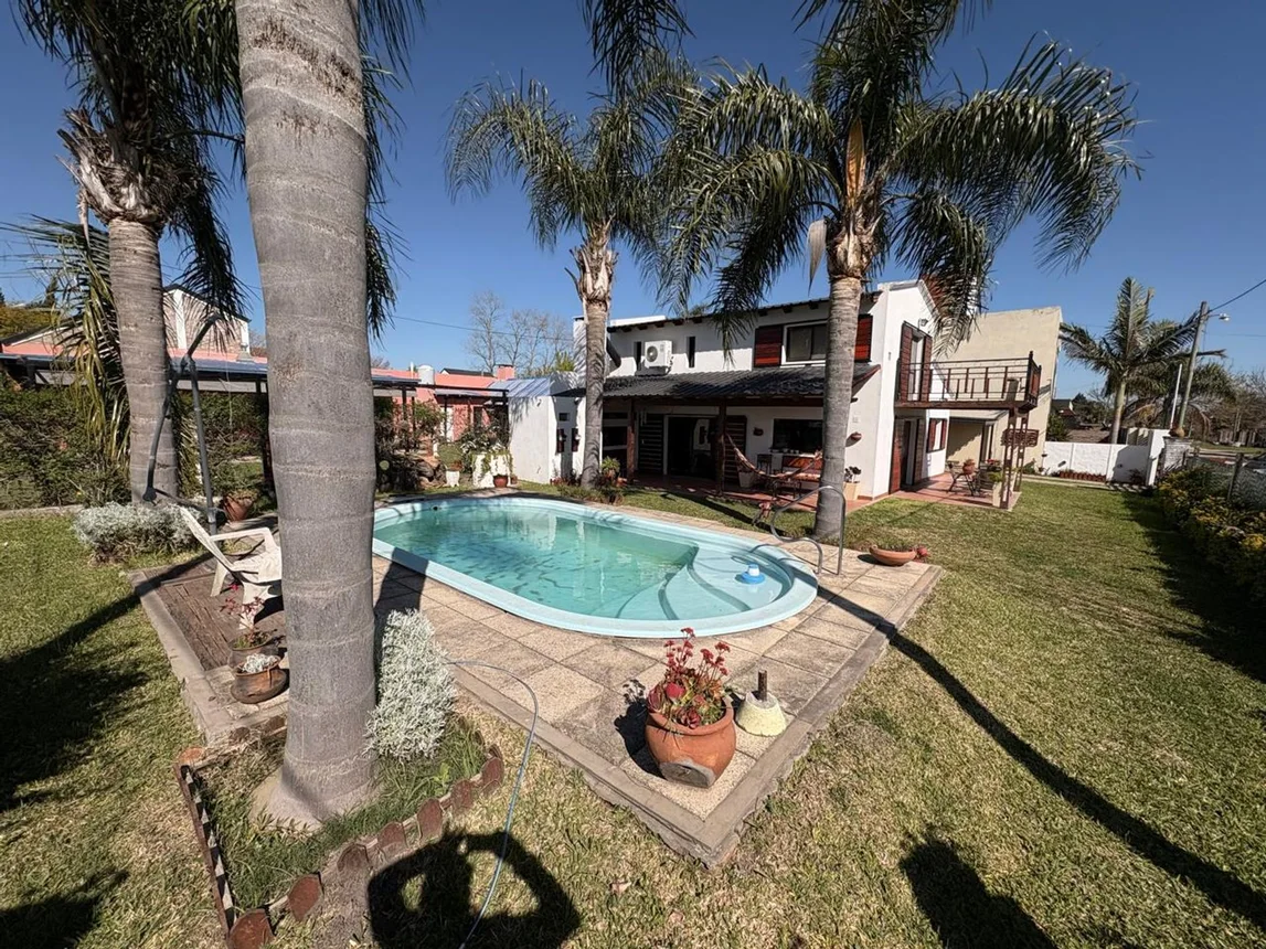 Casa de 4 ambientes en venta en Paraná, La Fraternidad 200, foto 2