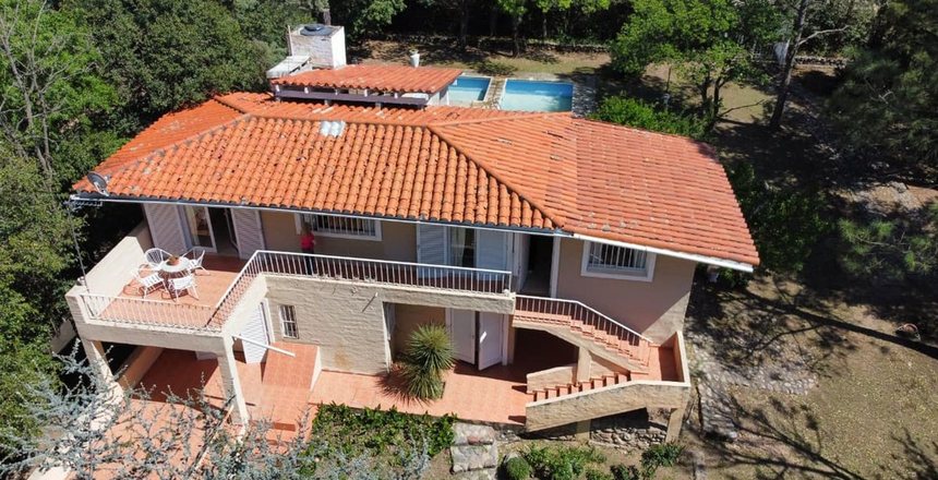 Imagen VENTA CASA CATEGORIA VISTA AL LAGO BIALET MASSE- Conocé nuestras propiedades