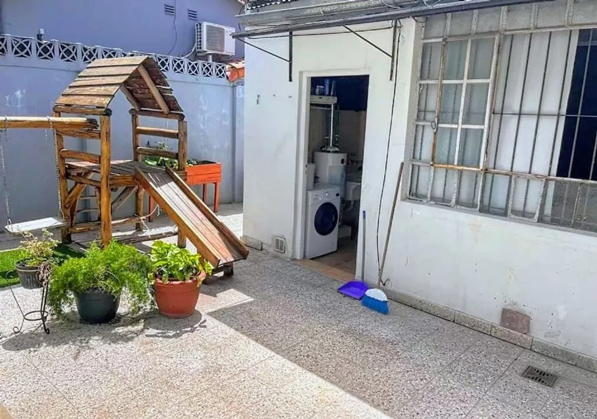 Casa 3 amb dpto patio jard garag credito castelar, foto 4