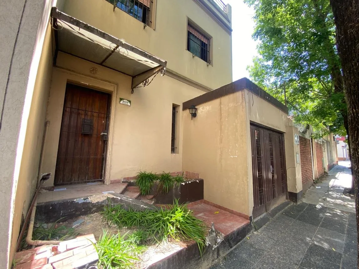 Casa de 4 ambientes en venta en Saavedra, Deheza 3000