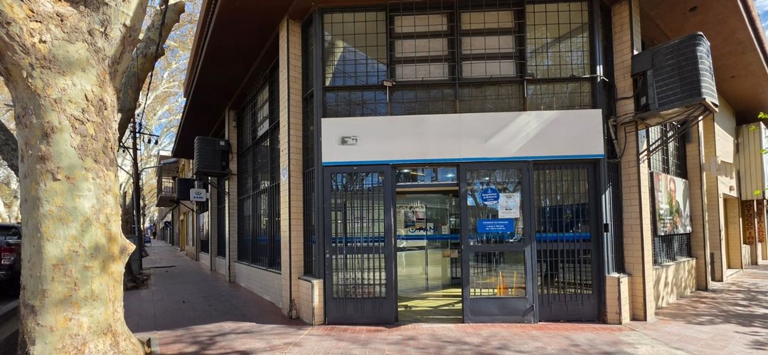 Alquiler Locales comerciales Córdoba y F. Moreno