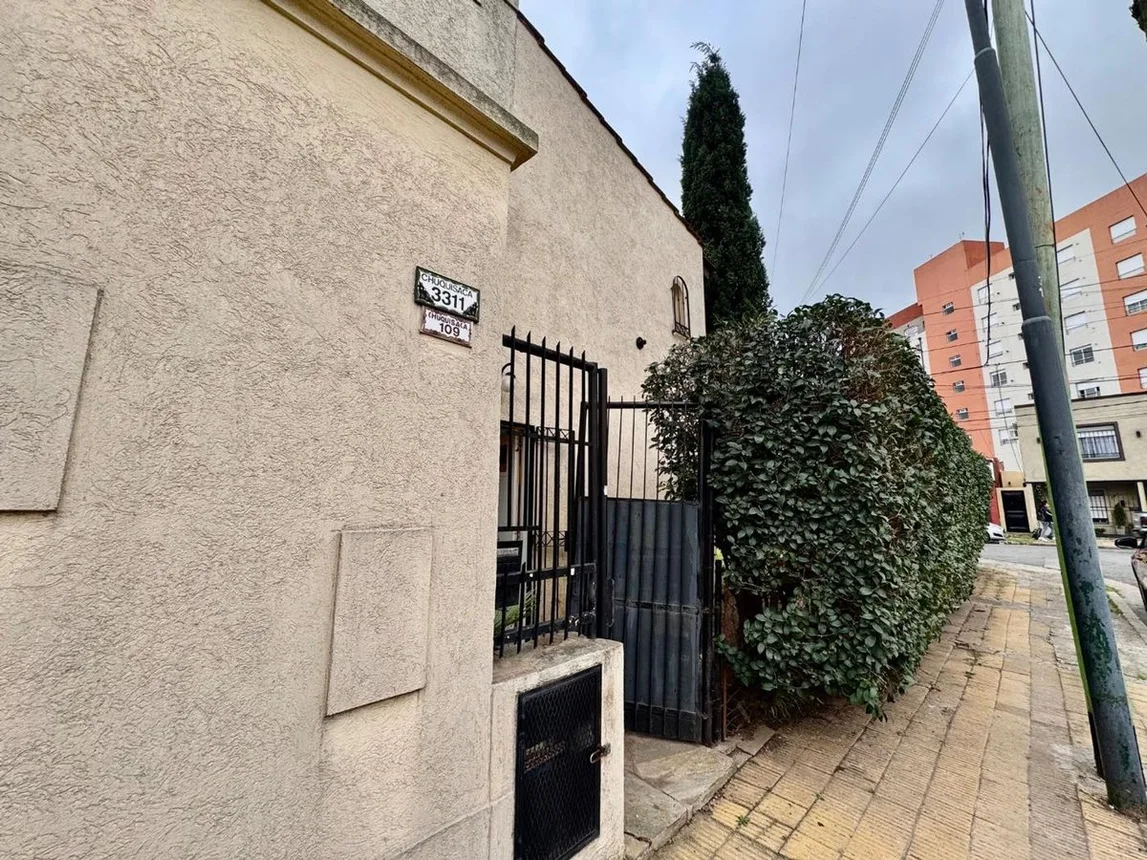 Casa de 4 ambientes en venta en Villa Tesei, Chuquisaca 3300, foto 4