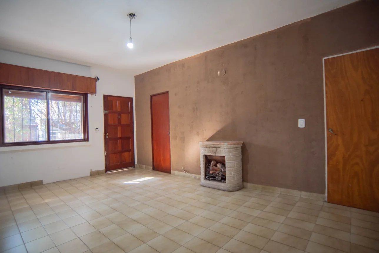 Casa en venta en Castelar