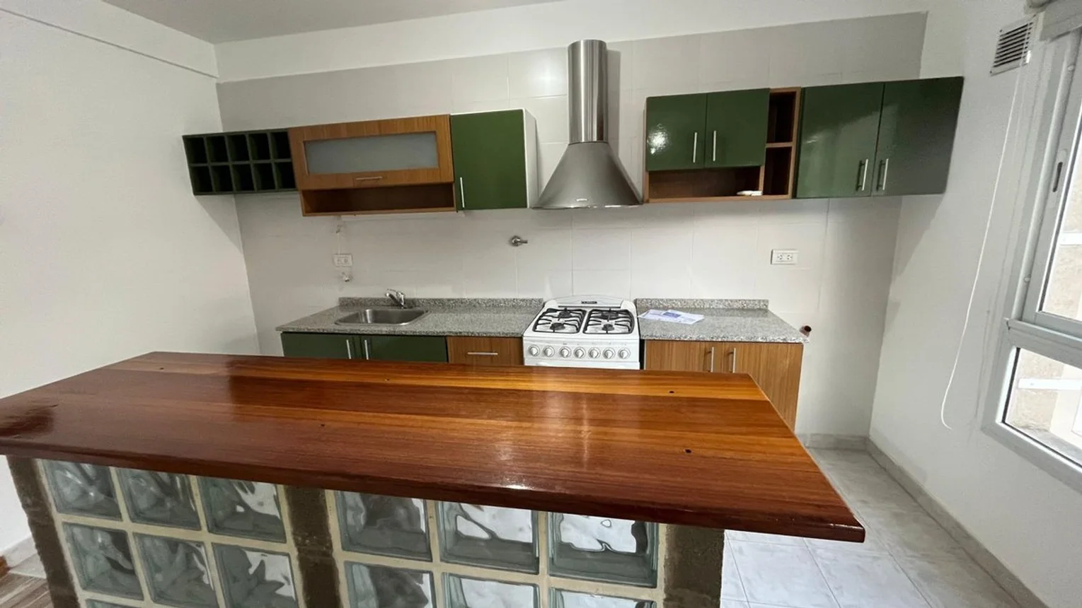 Departamento de 2 ambientes en alquiler en Almagro, Avenida Hipólito Irigoyen 4100, foto 3