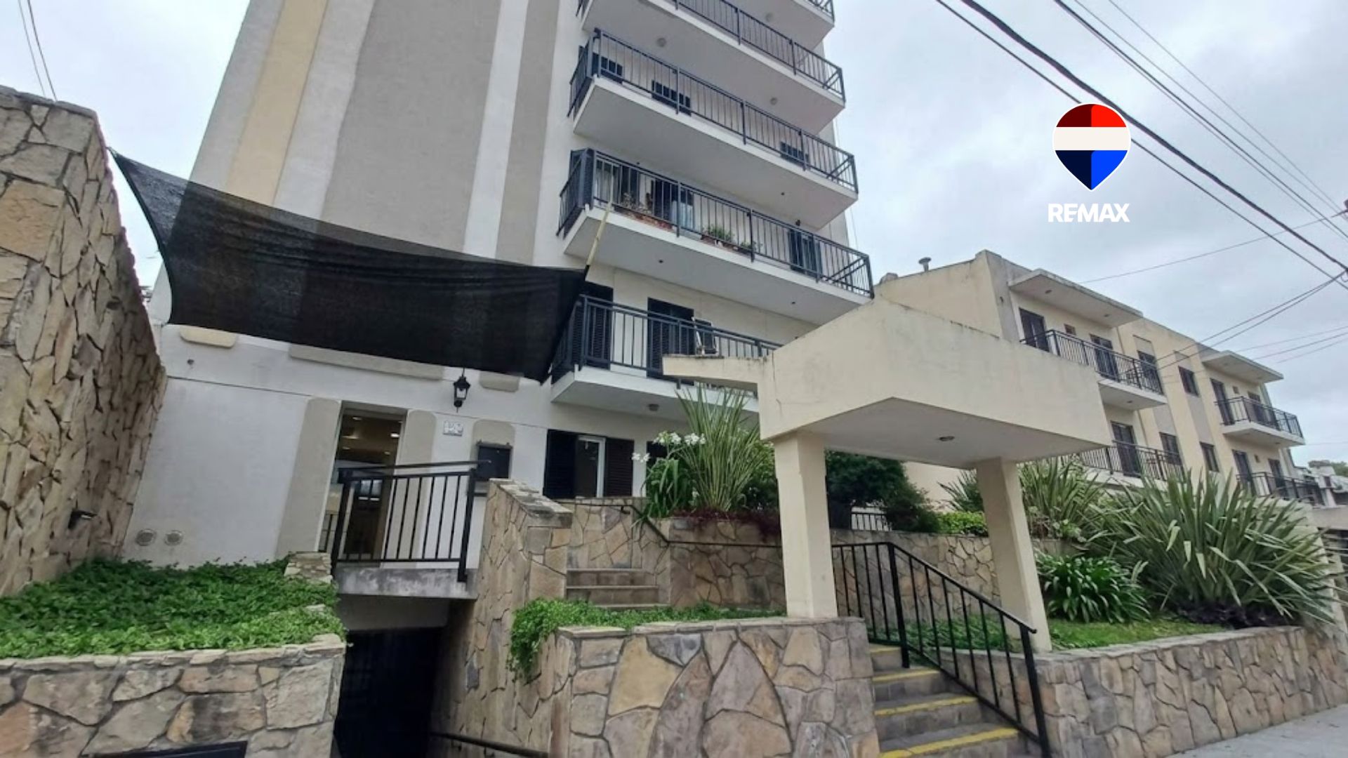 VENTA DEPTO 3 DORM C/COCHERA APTO CREDITO - foto 1