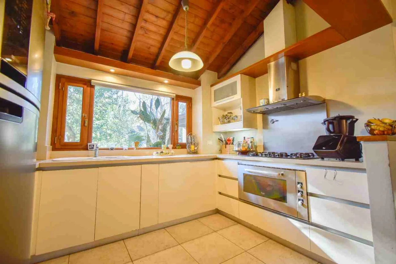 Casa de 7 ambientes en venta en Bella Vista, Mayor Irusta 2900, foto 5