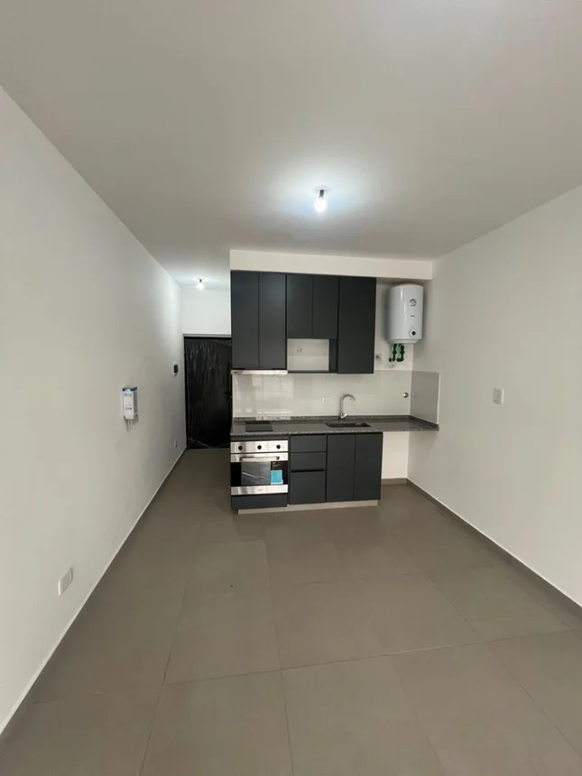 Monoambiente en venta en San Justo, Mariano Santamaría 2100