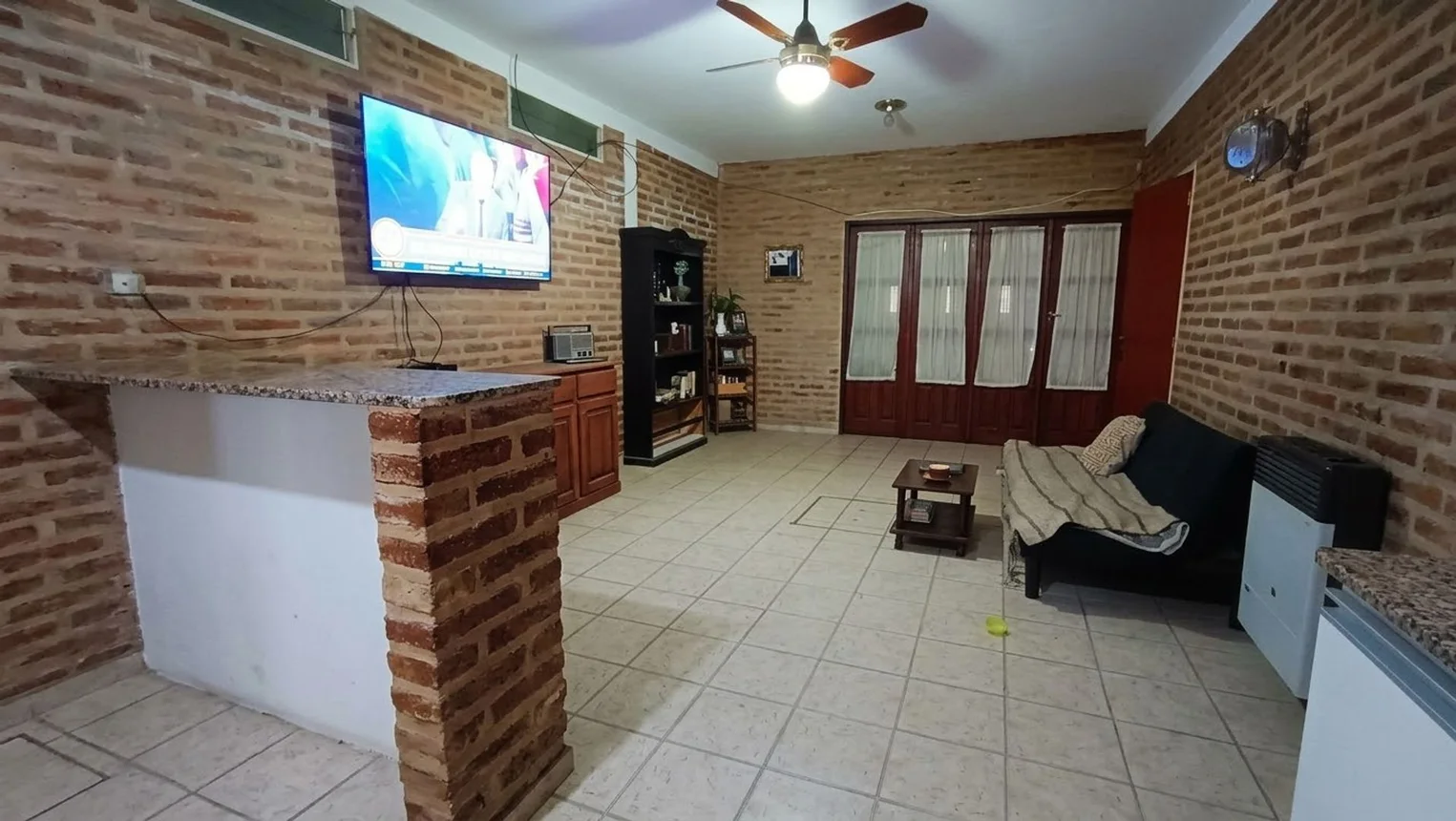 Casa de 4 ambientes en venta en Córdoba, Espora 1000, foto 3