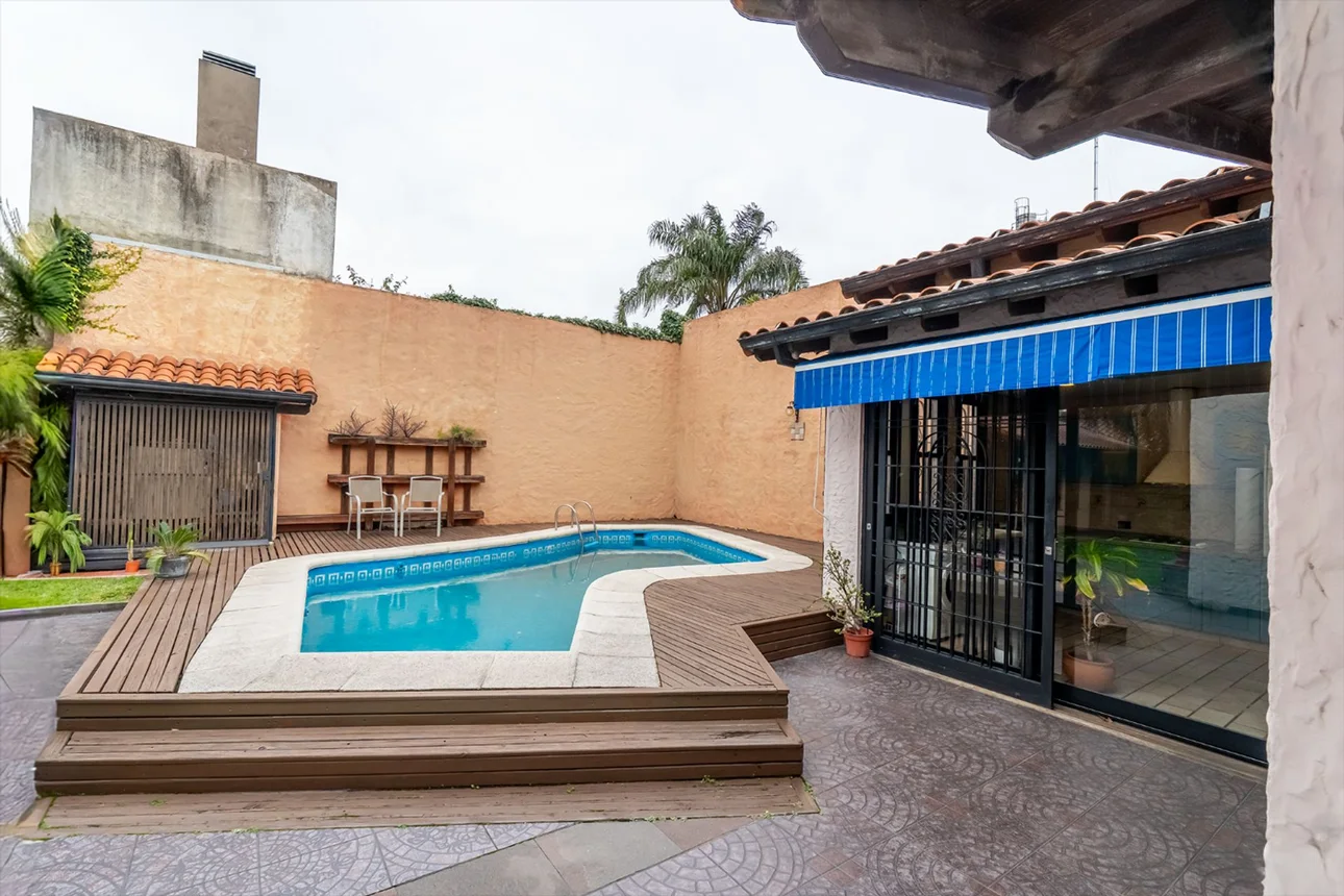 Casa de 5 ambientes en venta en Sarandí, Coronel Espora 0, foto 4