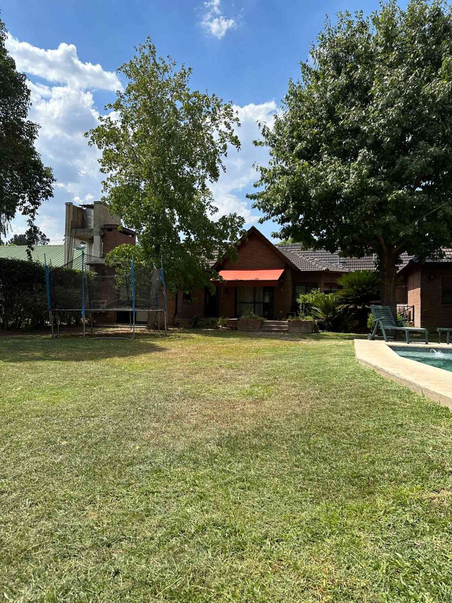 Foto 6 — VENTA CASA QUINTA 5 AMBIENTES CON PILETA INCREIBLE