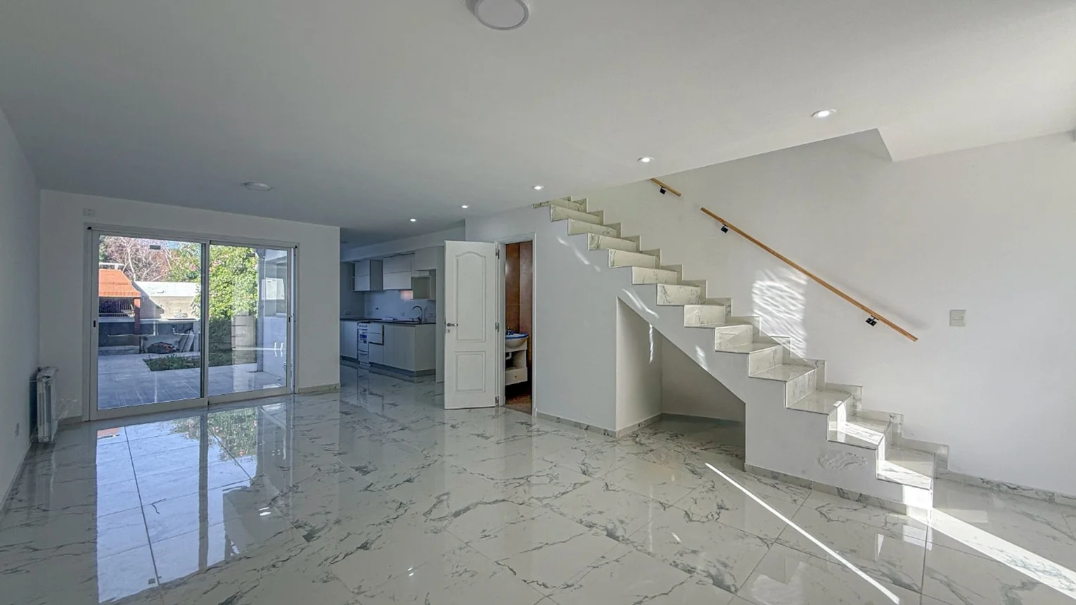 Casa dúplex de 3 ambientes en venta en Mar del Plata, Giacobini 2700, foto 2