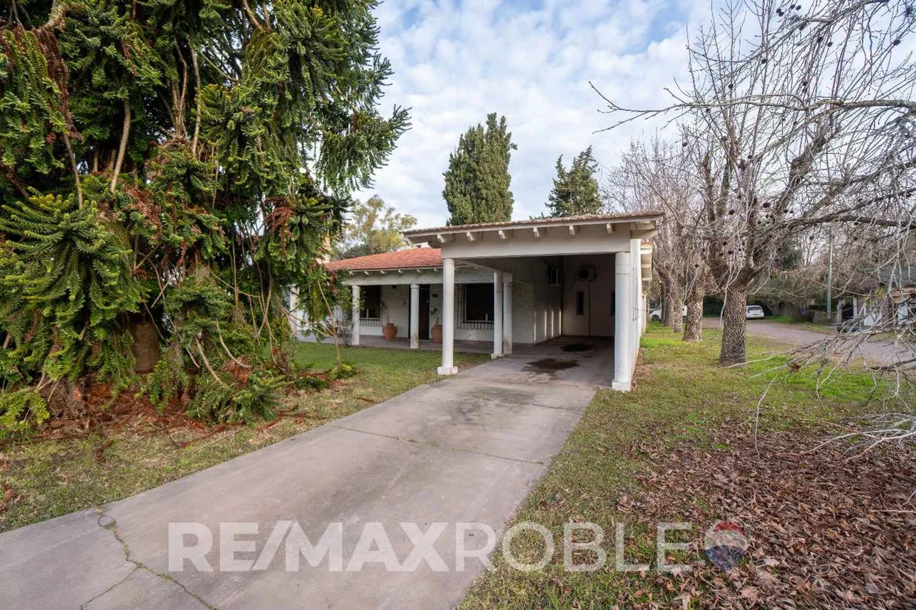 Casa en venta en Manuel B. Gonnet