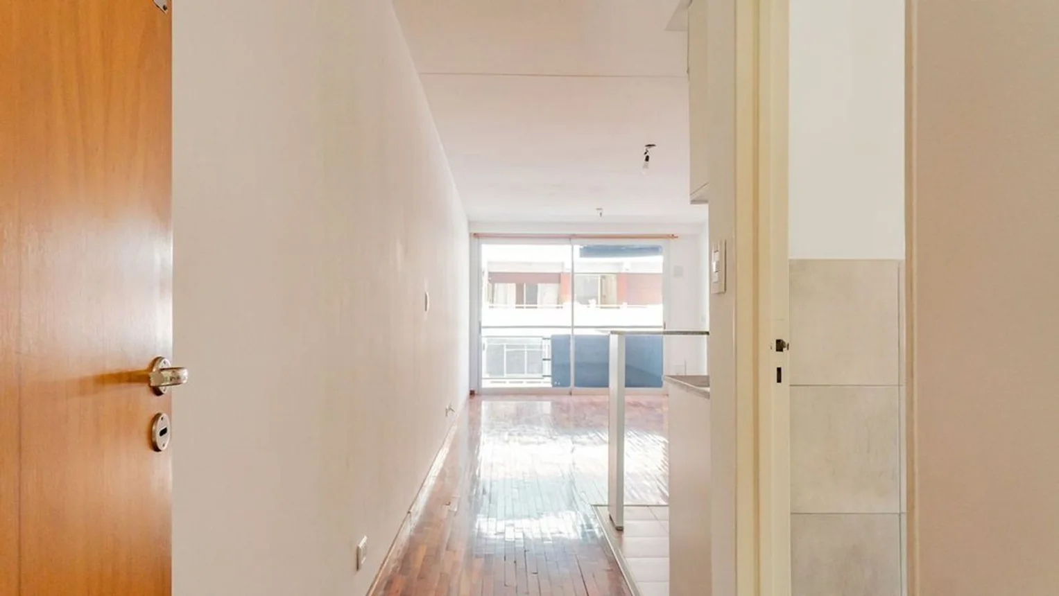 Monoambiente en alquiler en Rosario, Corrientes 1500, foto 2