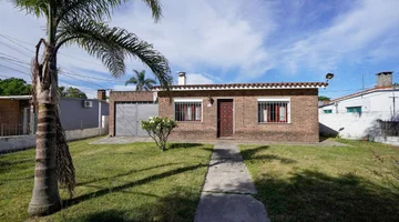 DOS CASAS EN PADRON UNICO EN PASO CARRASCO