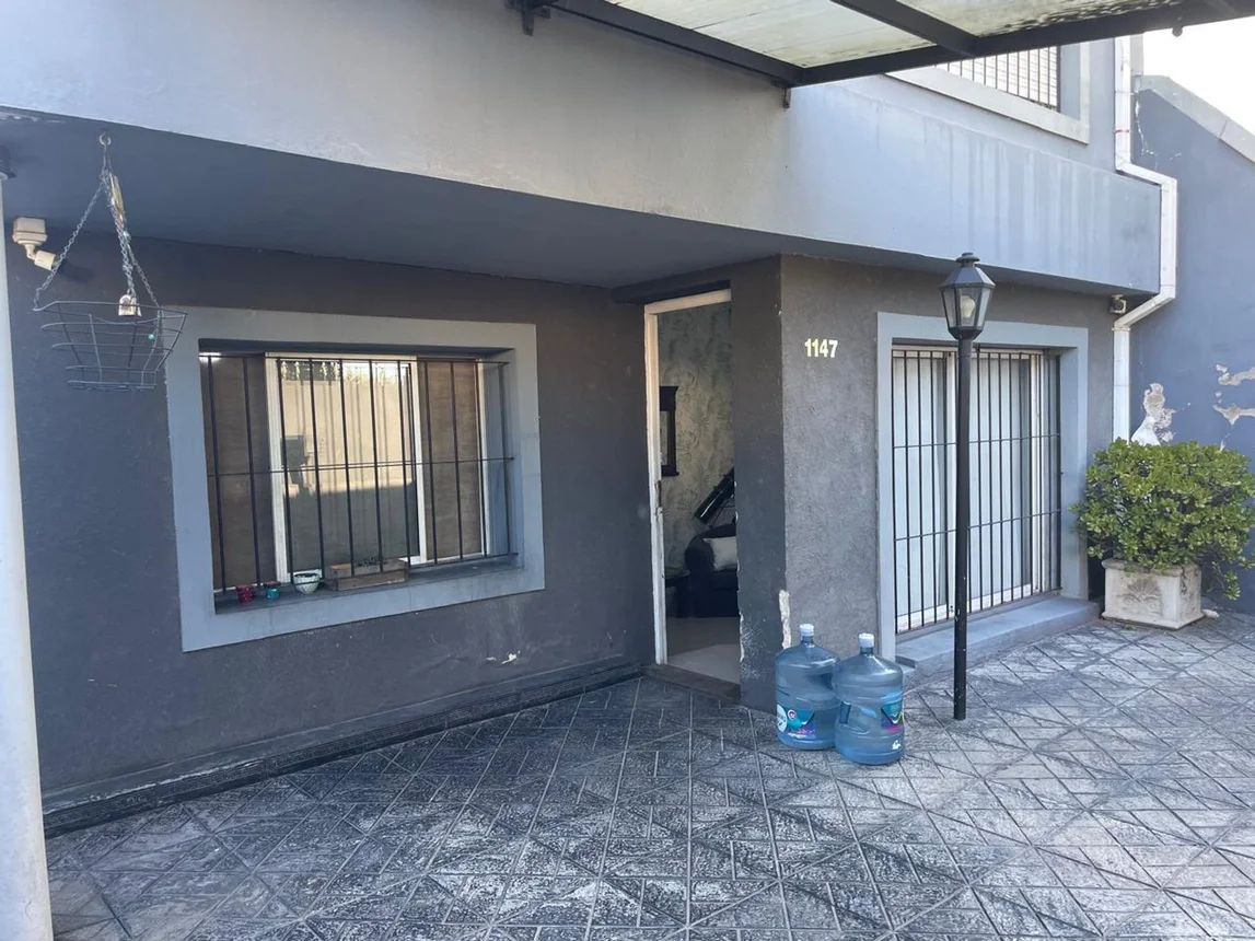 Casa de 5 ambientes en venta en San Miguel, José María Paz 1100, foto 3