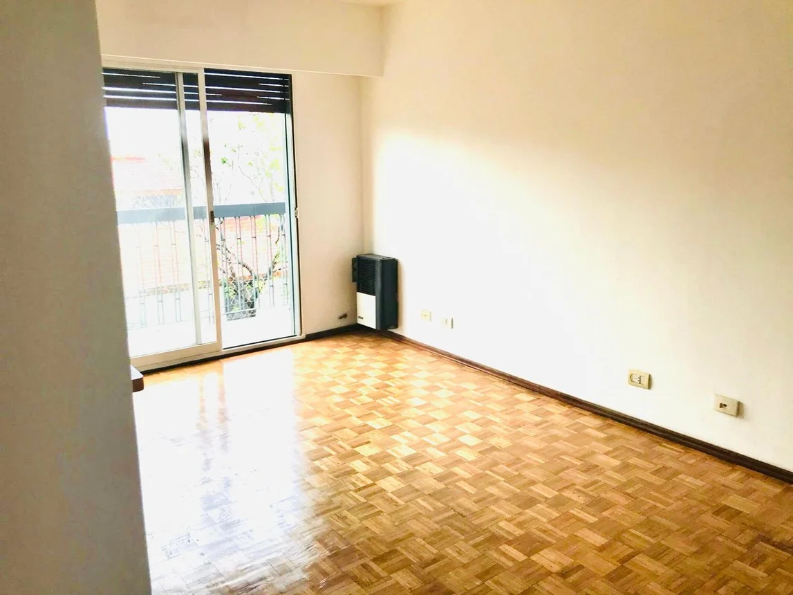 Departamento de 3 ambientes en venta en Villa del Parque, Avenida San Martín 4200