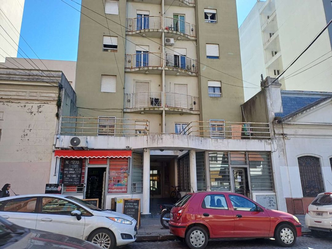 LOCAL COMERCIAL EN VENTA LA PLATA