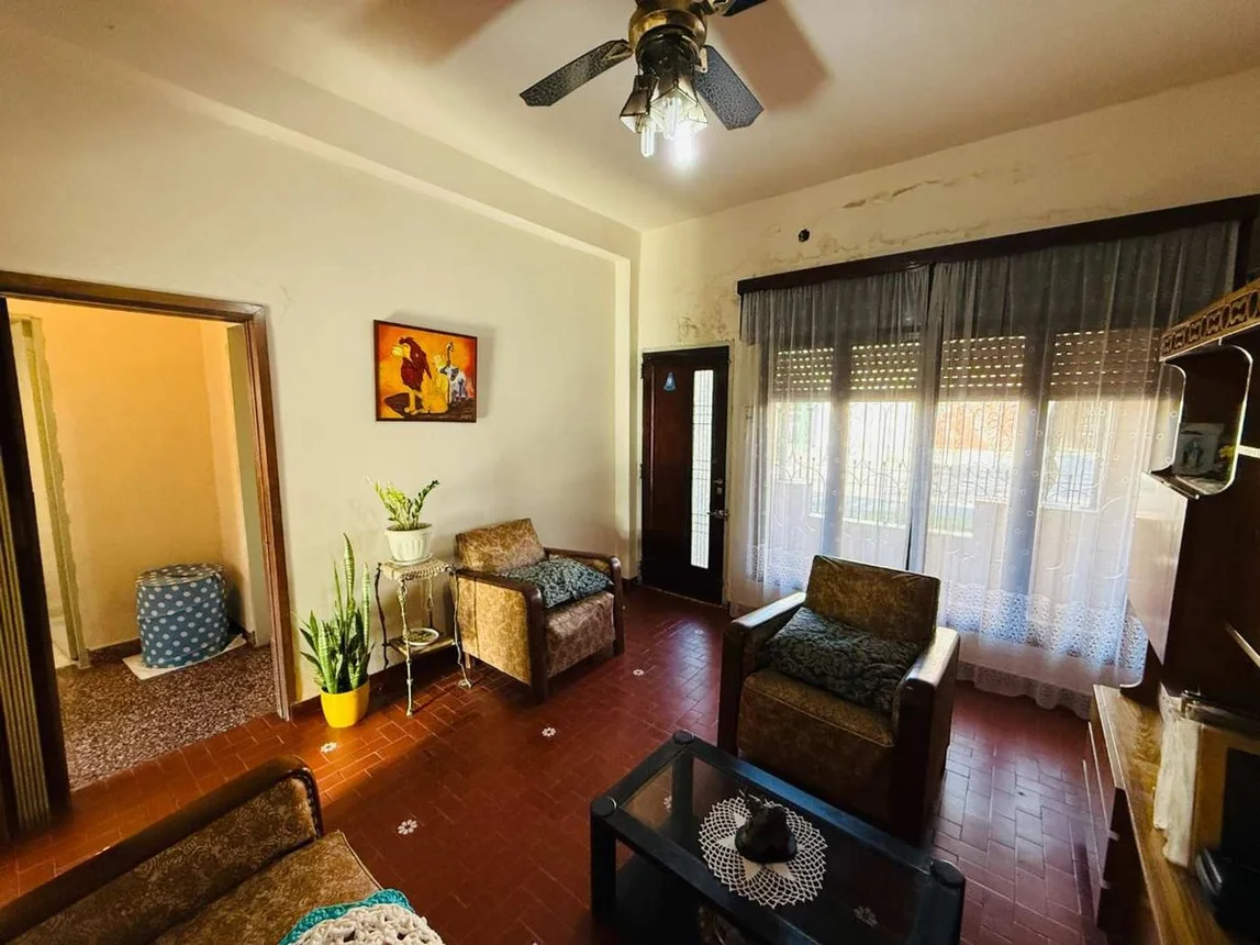 Casa en venta en Ituzaingó, foto 2