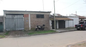 VENTA  CASA C LOCAL PANADERIA INCLUYE MAQUI MERL0