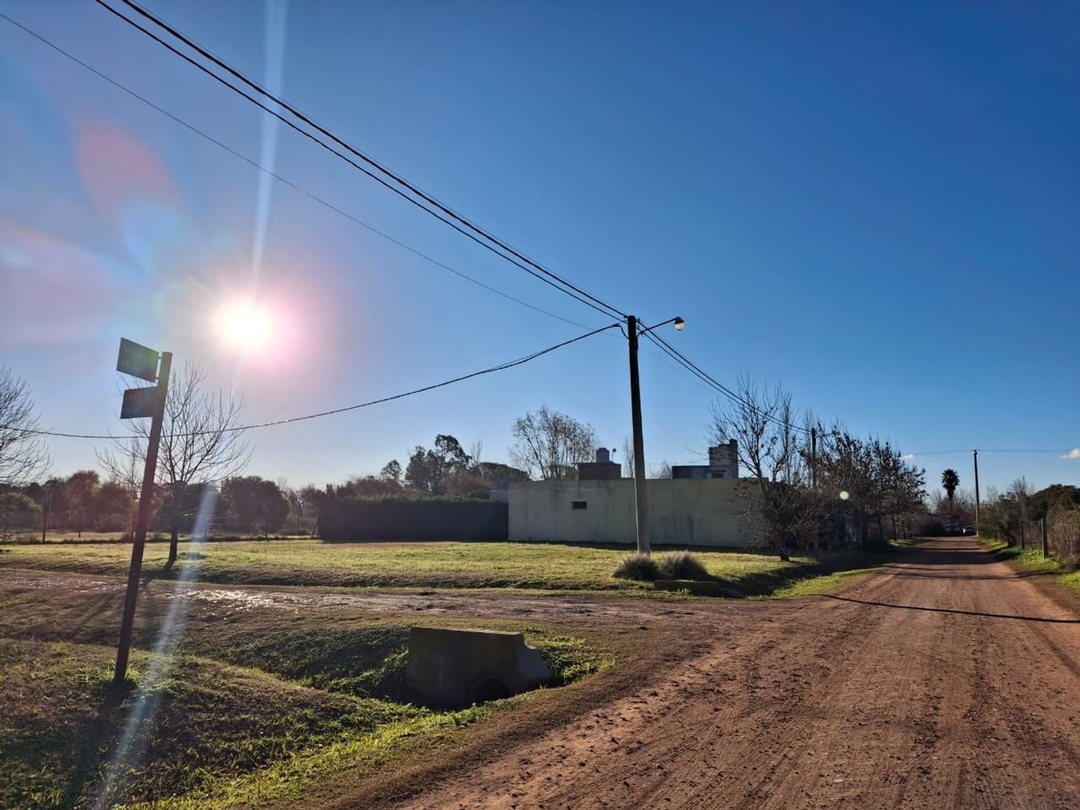 LOTE EN ESQUINA BARRIO DON HECTOR/ IBARLUCEA