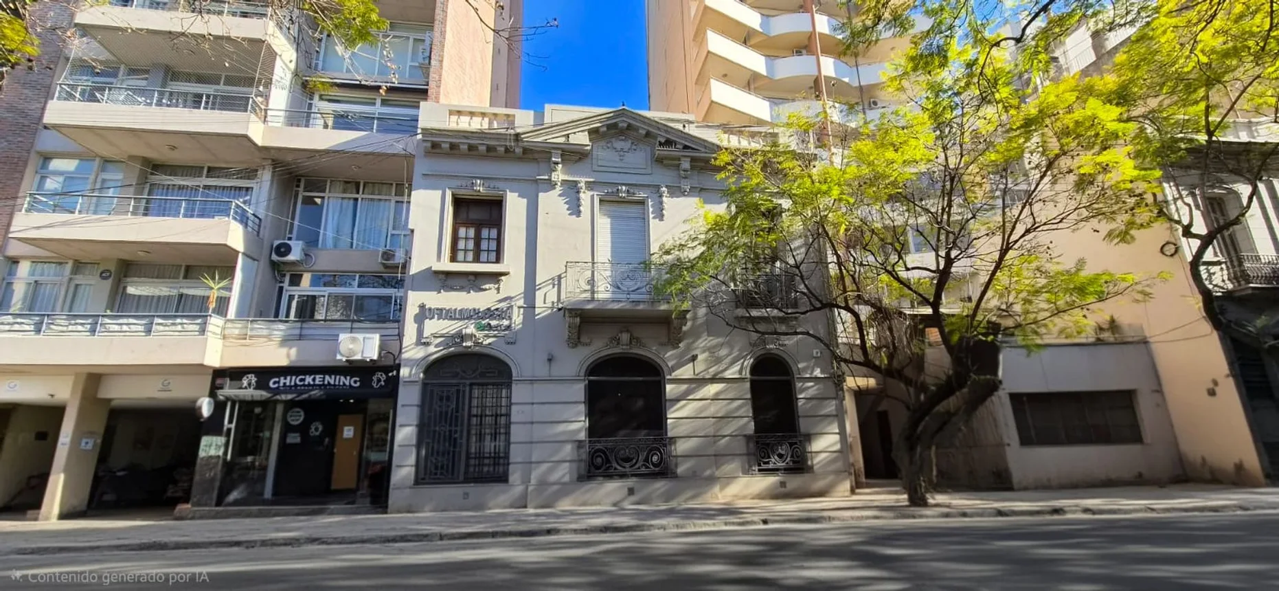 Venta casona con patio centro río, foto 2