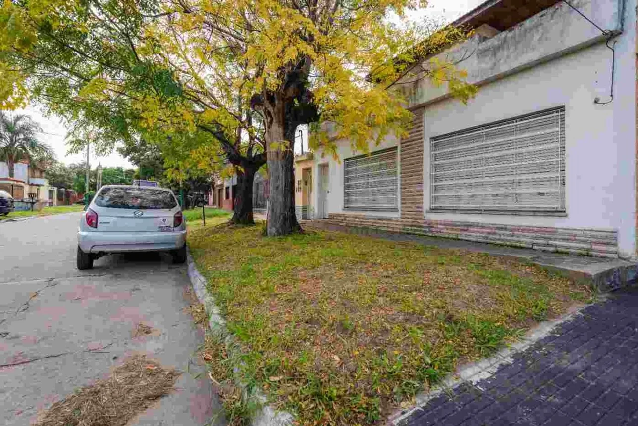 PH de 4 ambientes en venta en Banfield, Peña 1400, foto 2