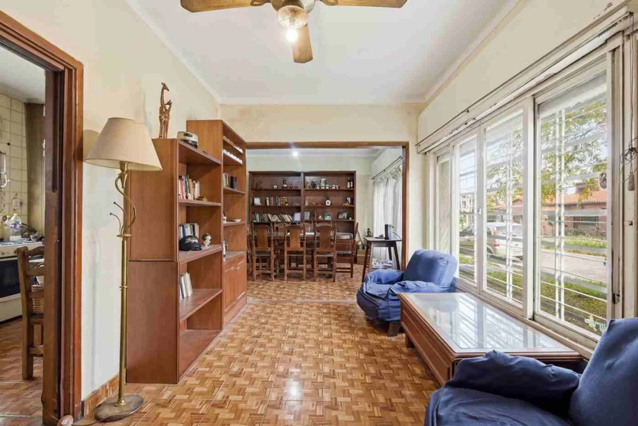 PH de 4 ambientes en venta en Banfield, Peña 1400
