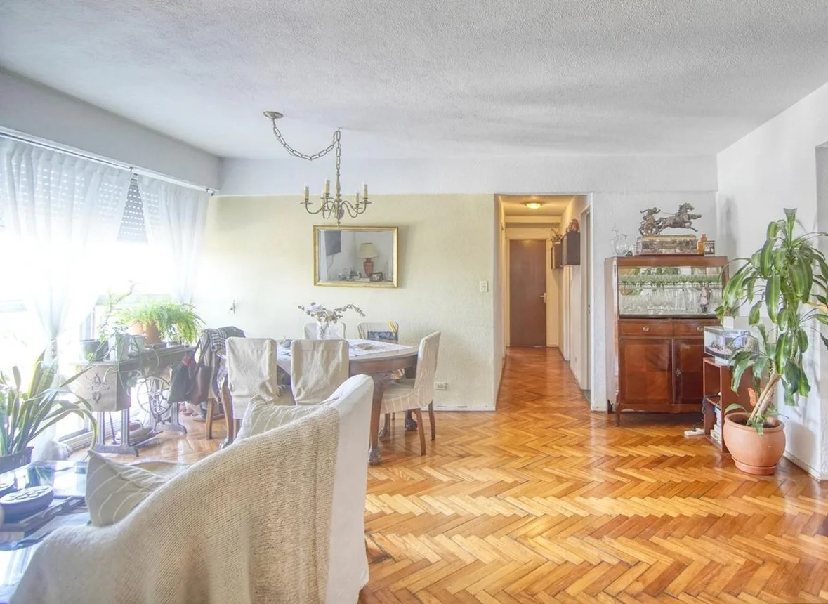 Departamento en venta en La Lucila, Salta 2700