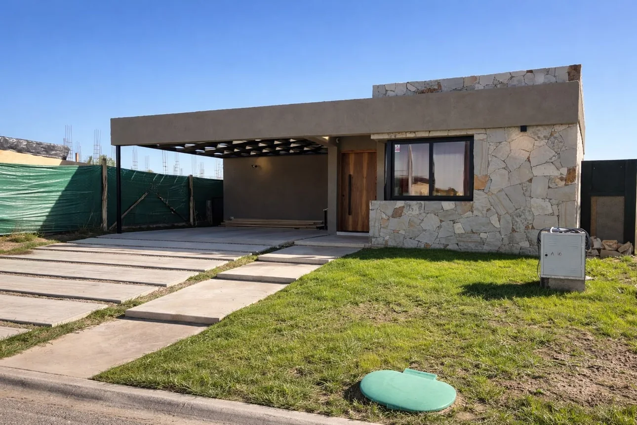 Casa de 4 ambientes en venta en Luján de Cuyo, Terrada 7400