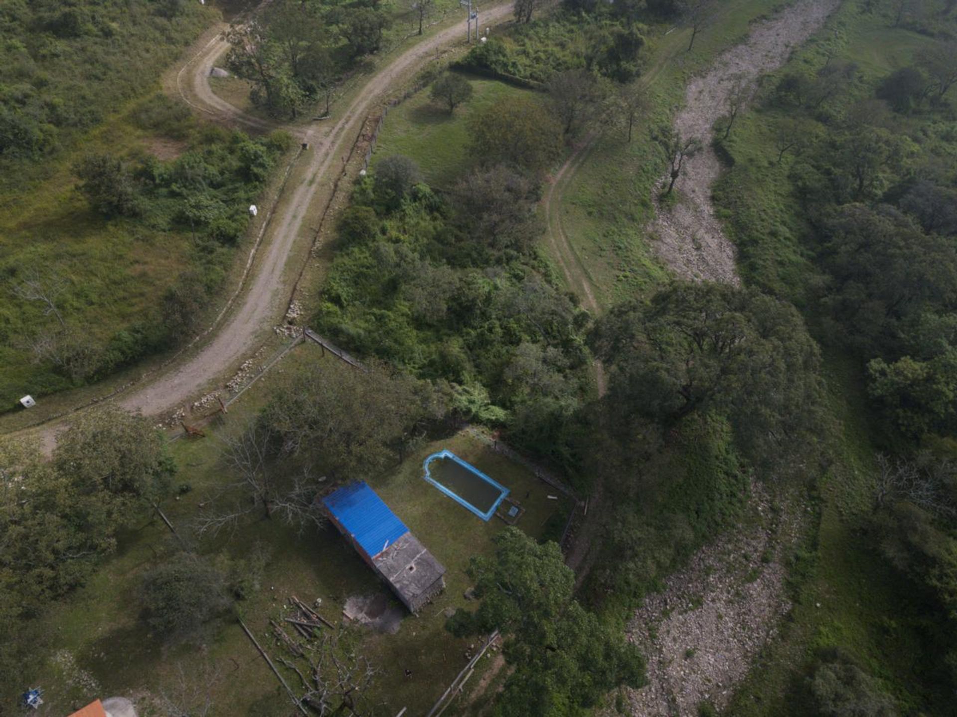 TERRENO EN VENTA VERTIENTES VAQUEROS CON PILETA - foto 4