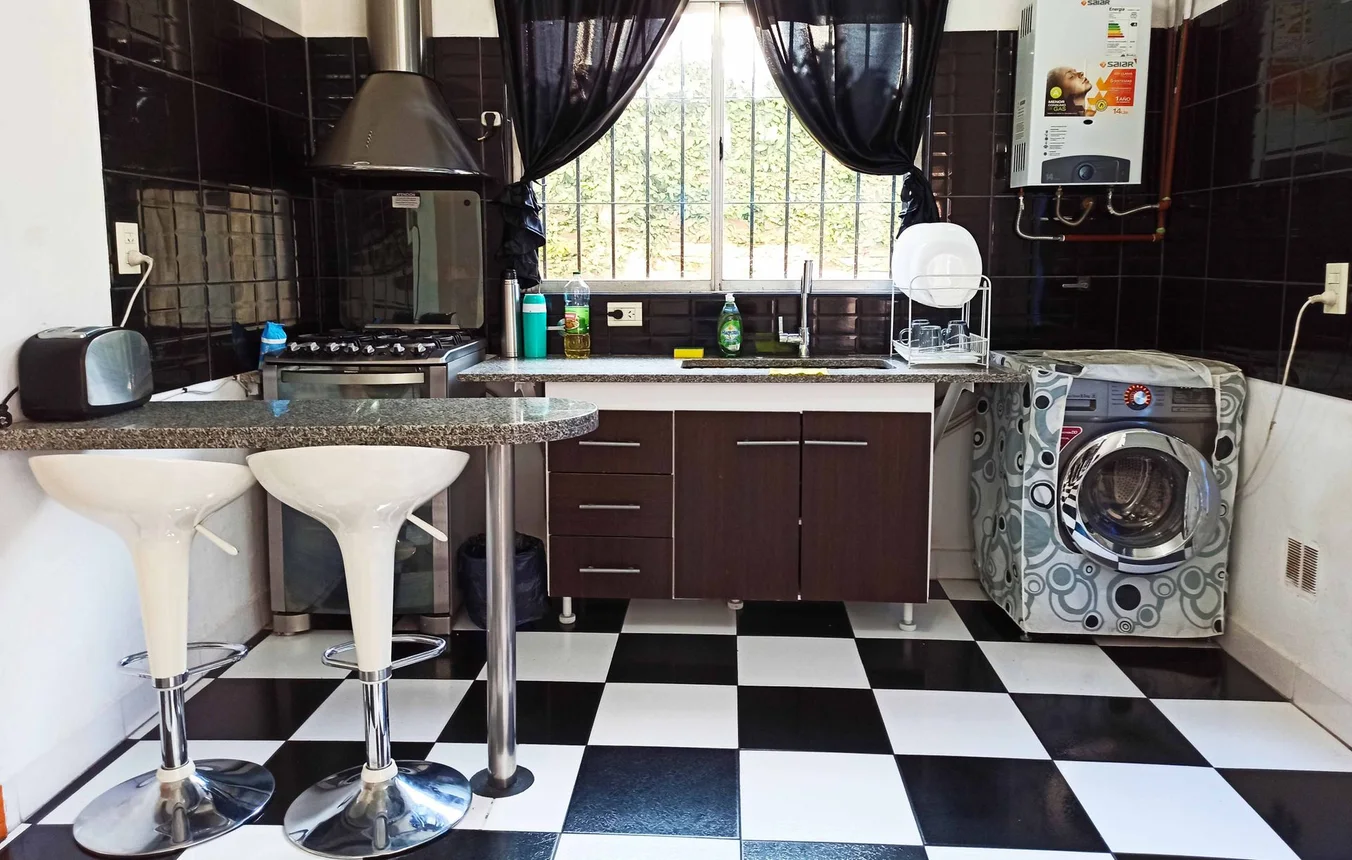 Casa en venta en Lanús Este, foto 2