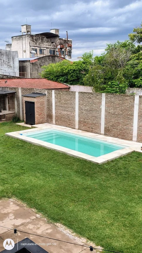Casa en venta en Caseros, foto 2