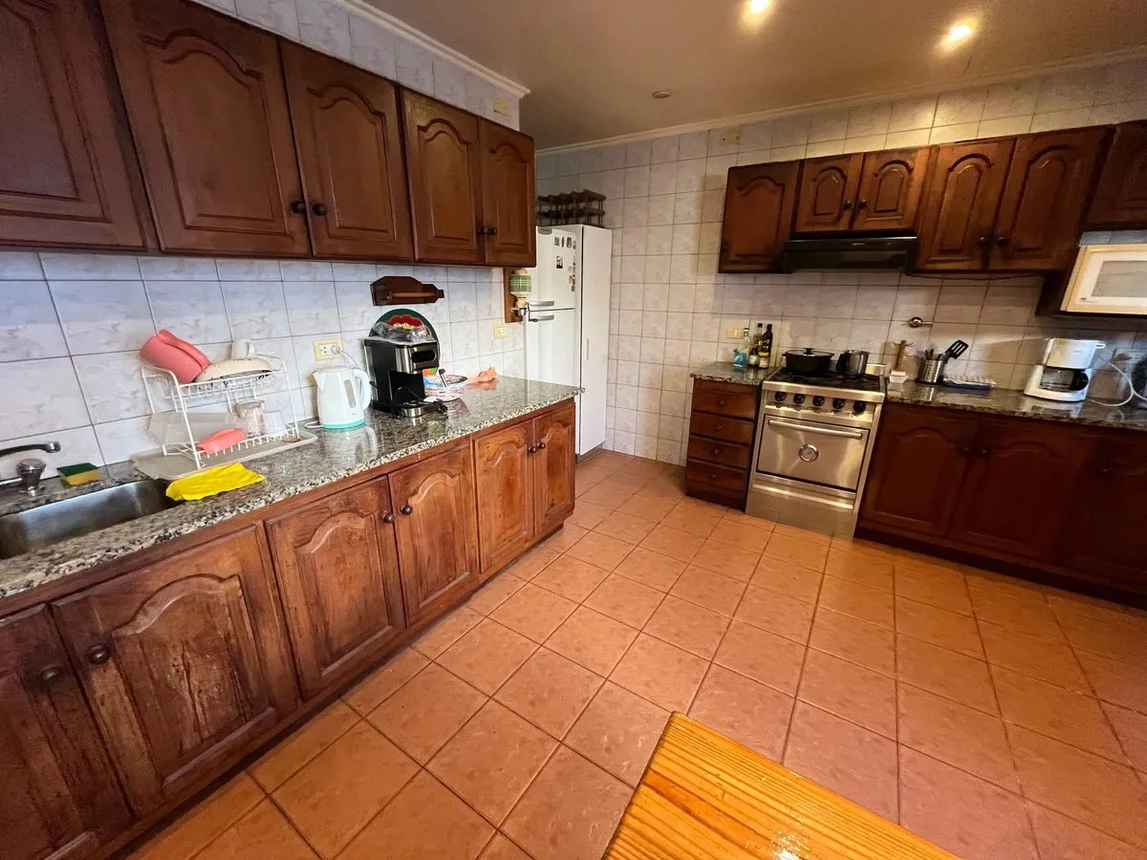 Casa en venta en Quilmes, foto 2