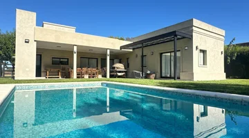 venta de casa en Valdevez Tristan Suarez Apto Cred