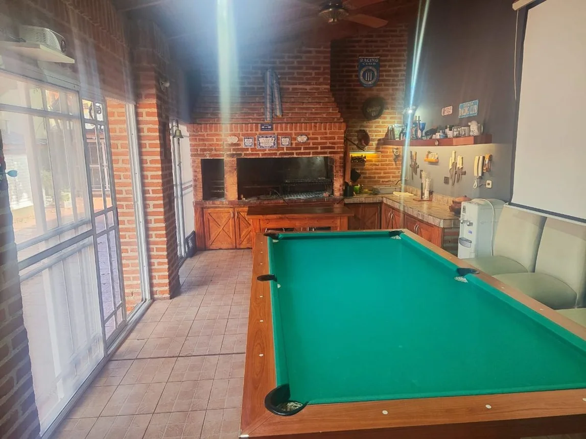 Casa de 4 ambientes en venta en Lomas de Zamora, Alberto Gómez 0, foto 2