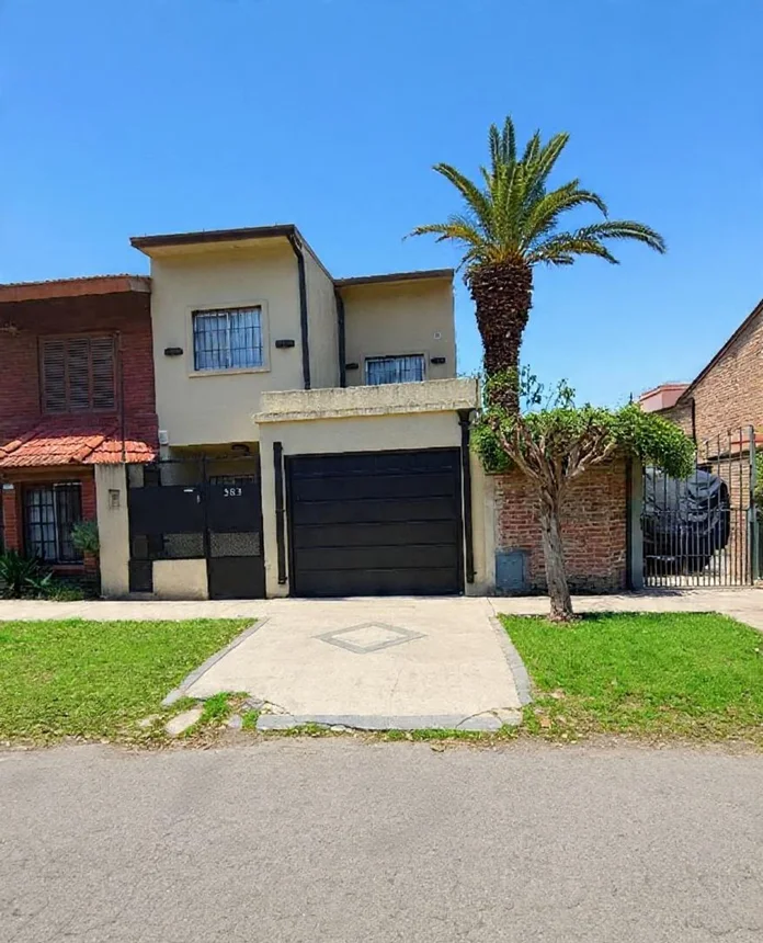 Casa de 5 ambientes en venta en Bella Vista, 20 de Junio 300