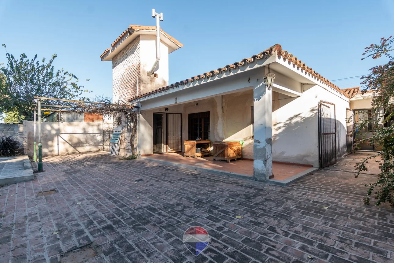 Casa de 6 ambientes en venta en Córdoba, Santa Ana 3800, foto 3