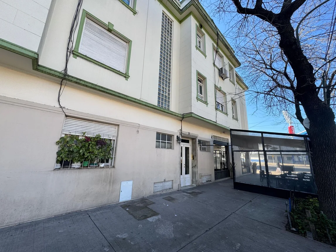 Departamento de 2 ambientes en venta en Liniers, Calle Reservistas Argentinos 300, foto 2