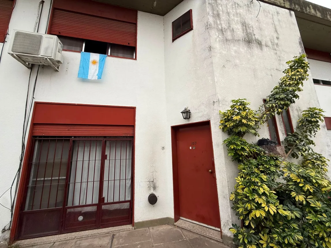 Casa dúplex en venta en Hurlingham