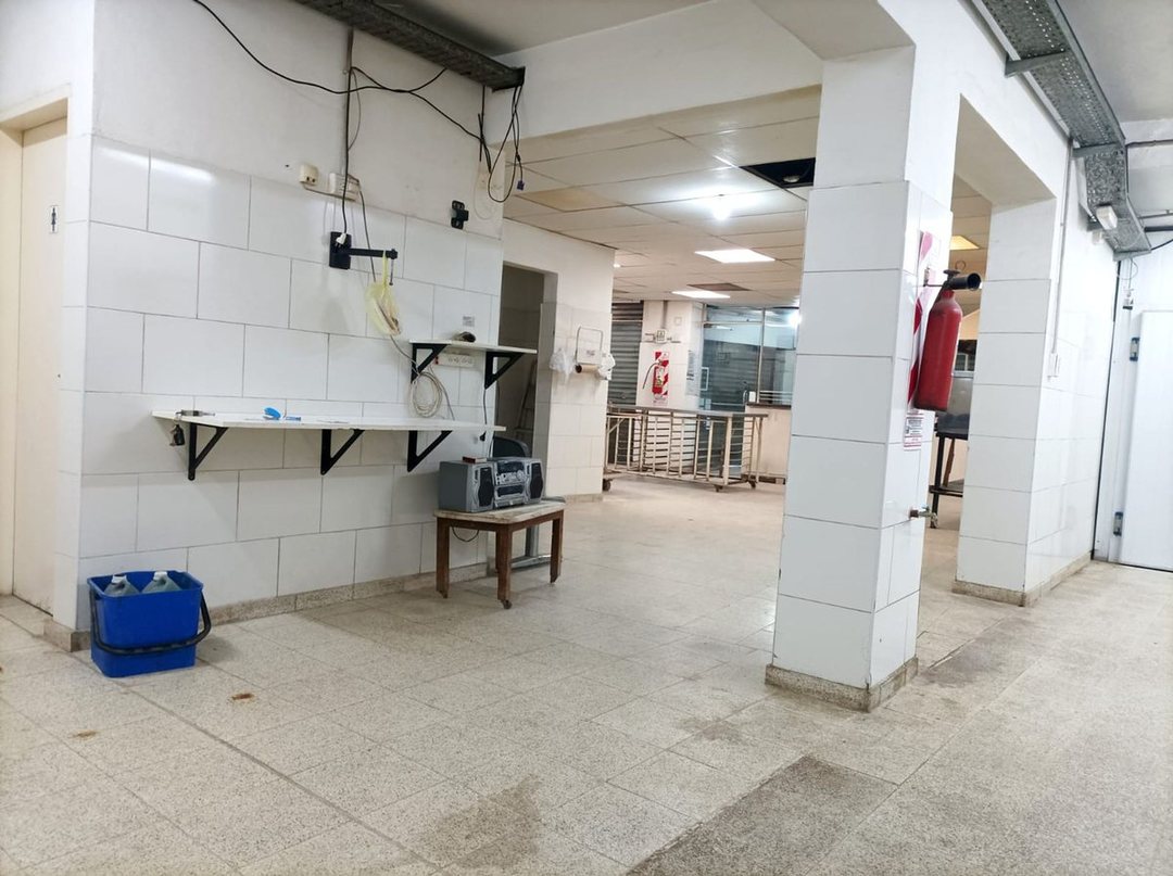ALQUILER LOCAL COMERCIAL AVENIDA