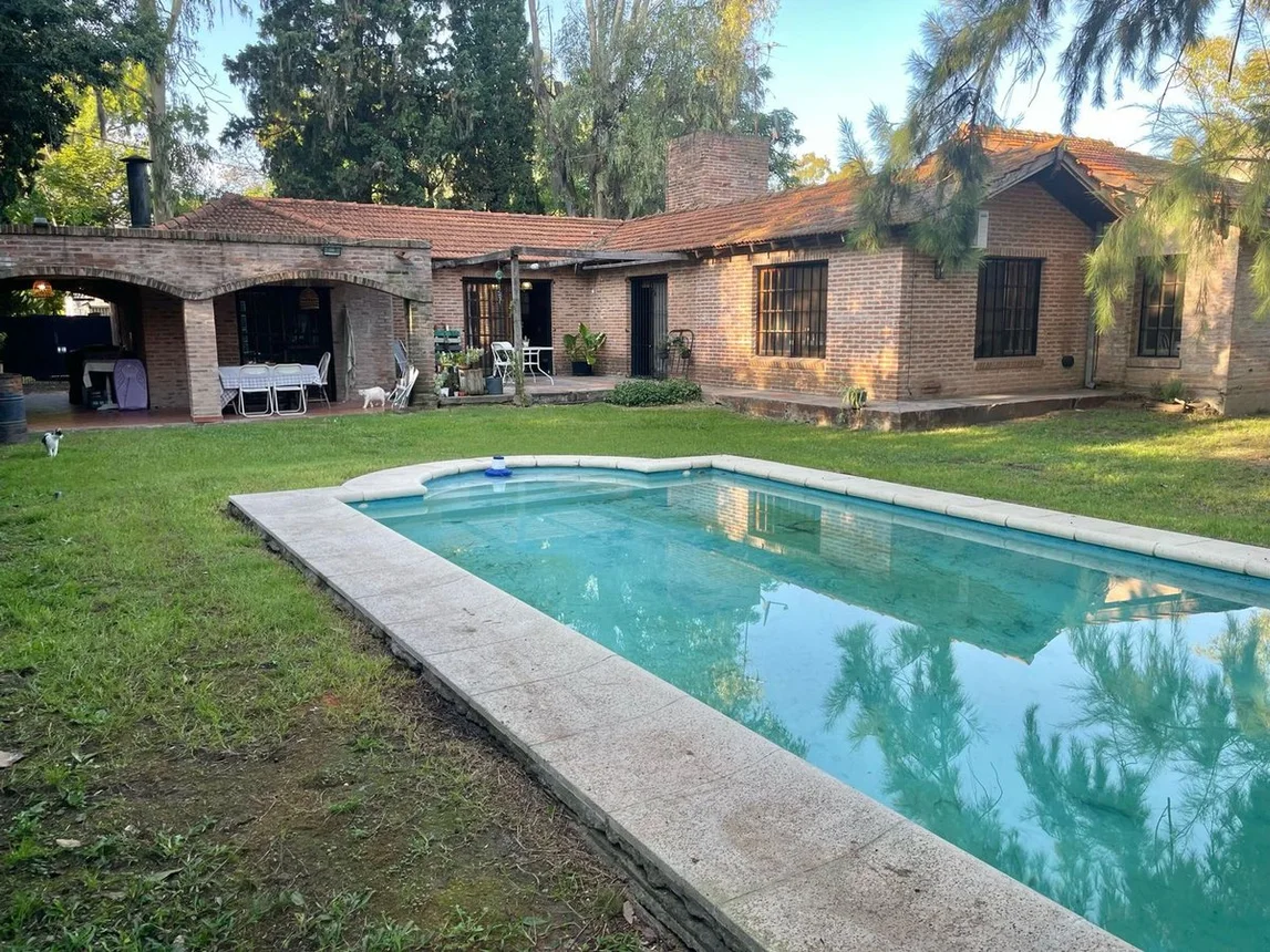 Casa de 4 ambientes en venta en General Pacheco, Pedro de Mendoza 2900